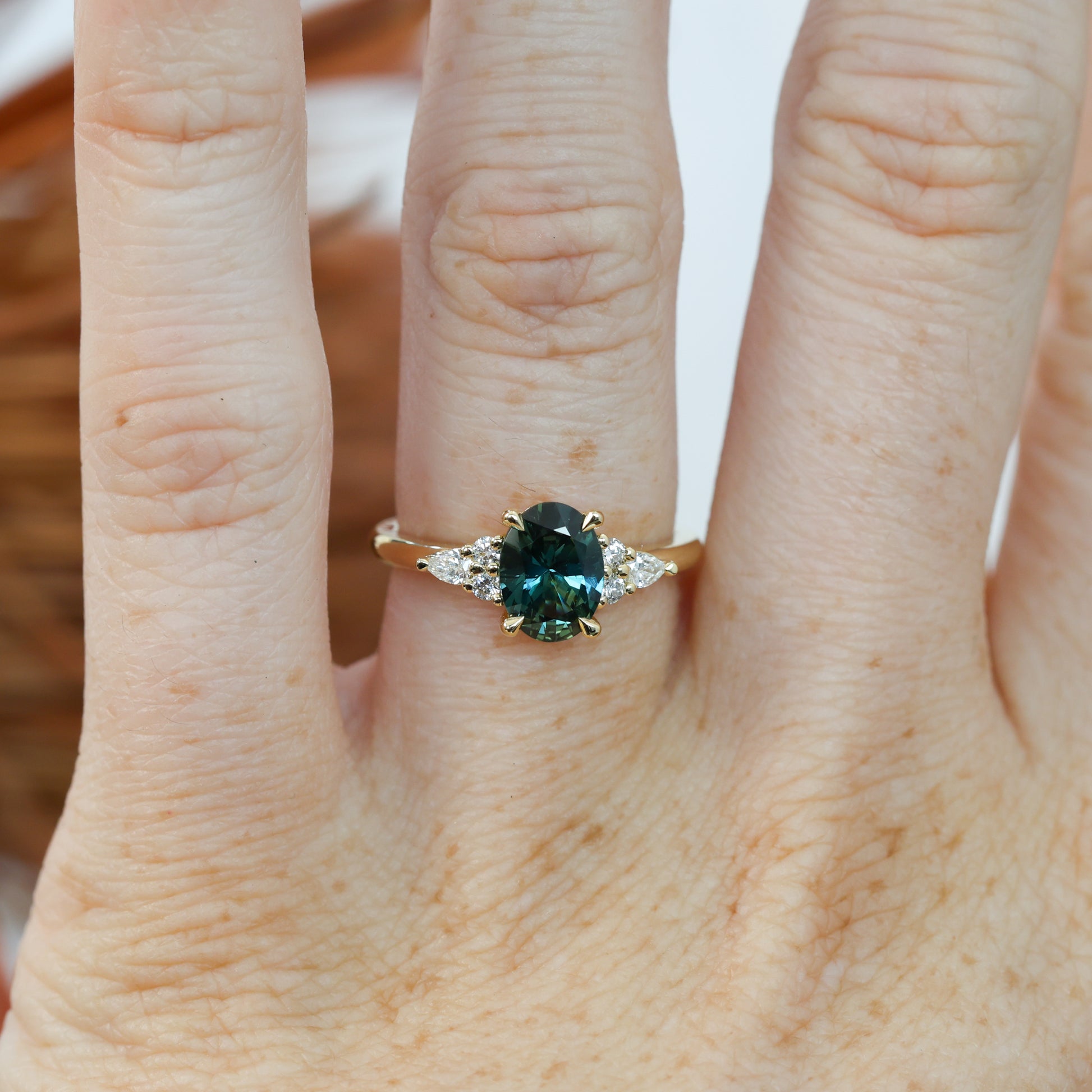 EMMA | 1.32ct OVAL CUT AUSTRALIAN PARTI SAPPHIRE ENGAGEMENT RING