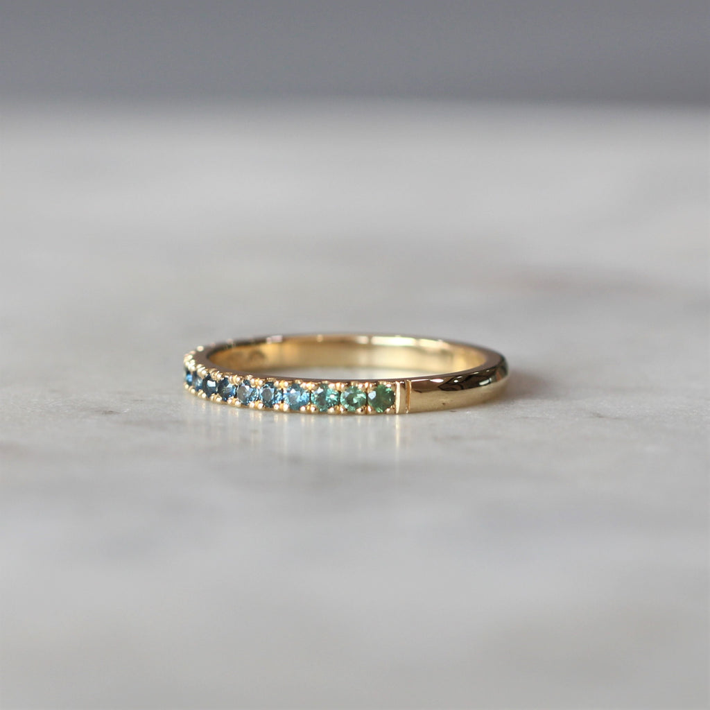 GRADIENT / SAPPHIRE RING