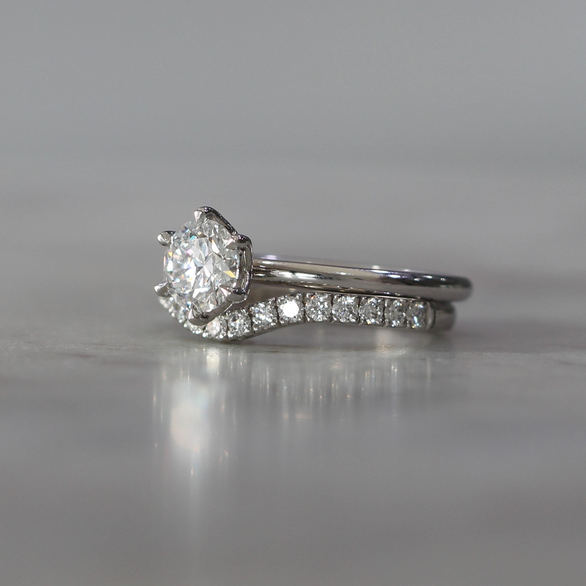 CURVED ASHLEY | WEDDING BAND