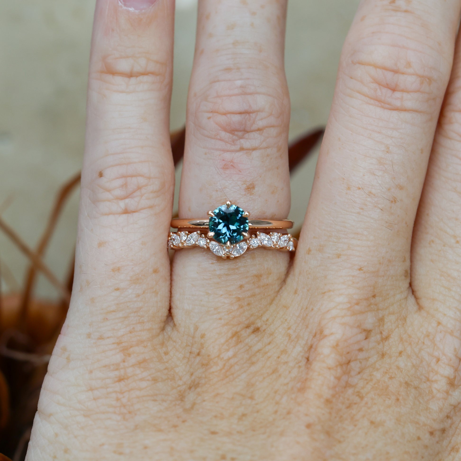 curved mixed cuts diamond wedding band