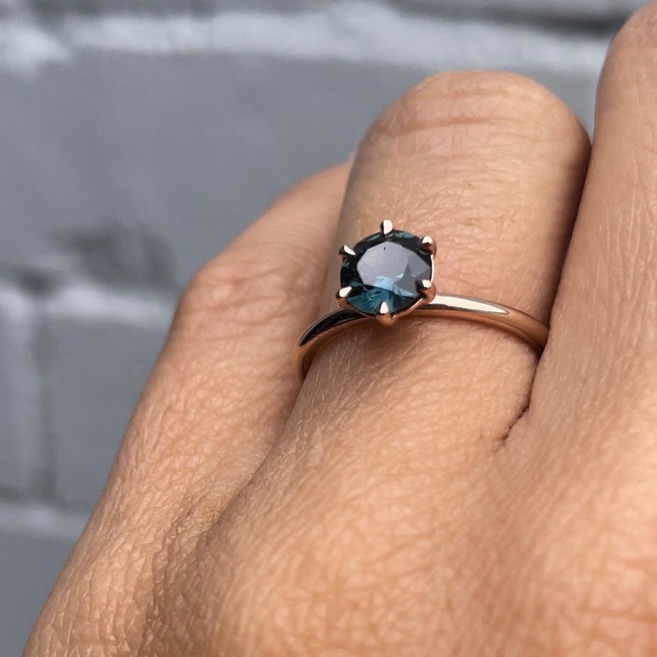 ROUND PARTI /  SAPPHIRE SOLITAIRE RING III