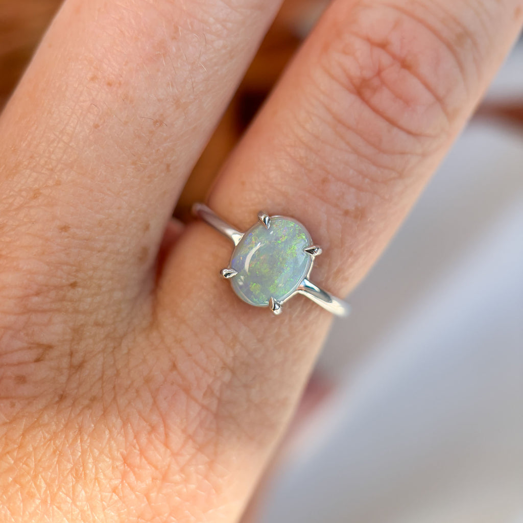 OVAL OPAL RING IV