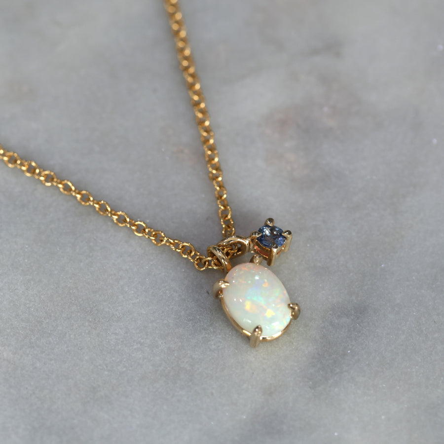 OVAL OPAL & SAPPHIRE / NECKLACE