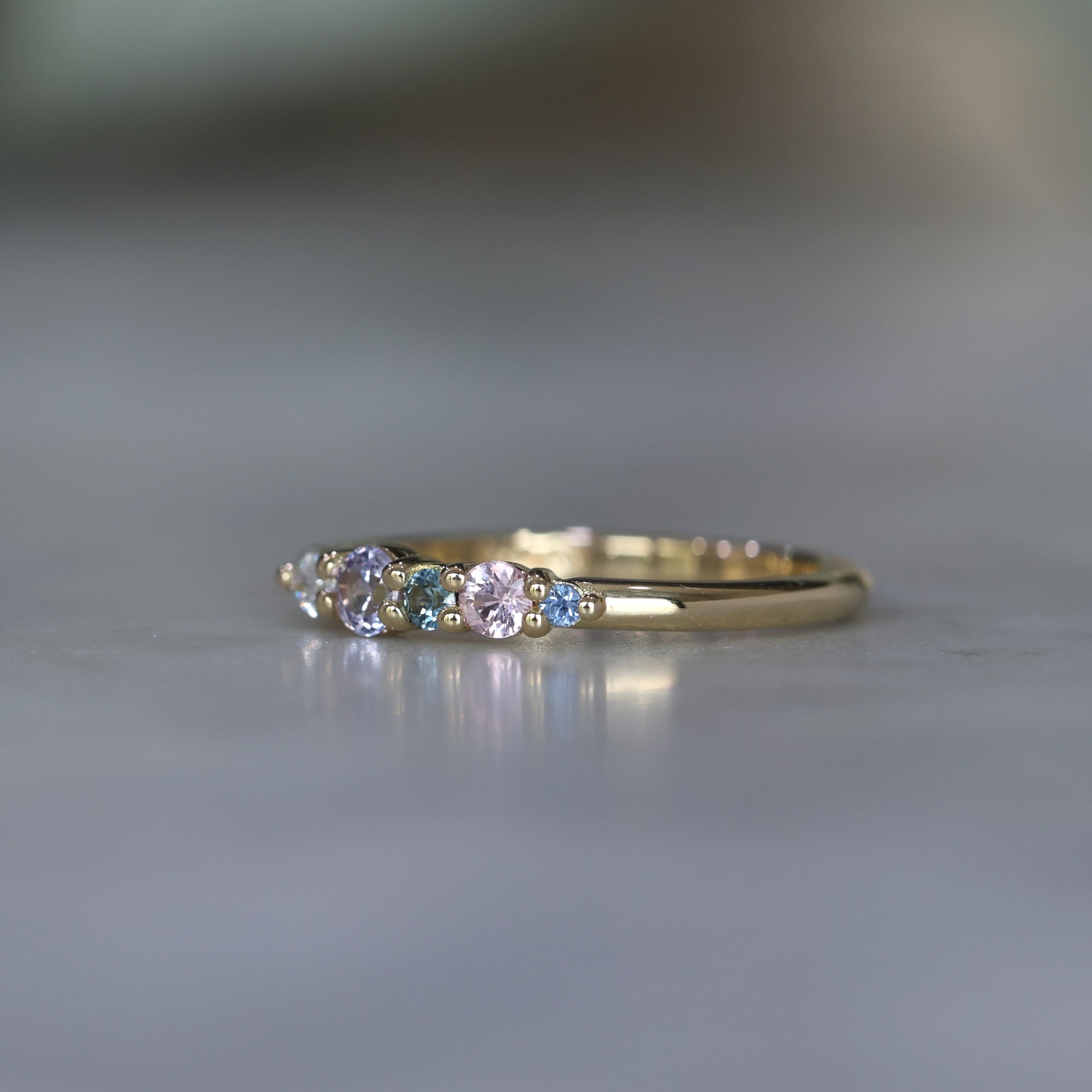 PASTEL RAINBOW / SAPPHIRE RING III