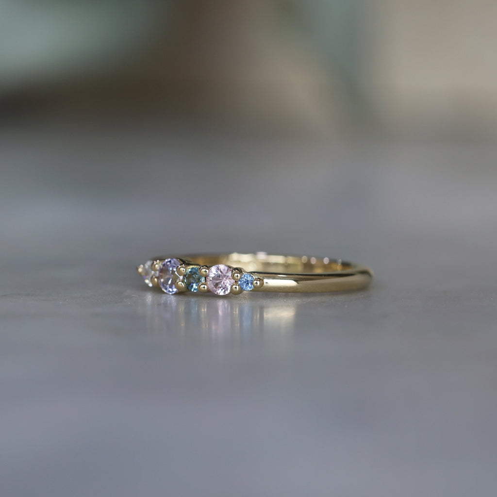 PASTEL RAINBOW / SAPPHIRE RING III