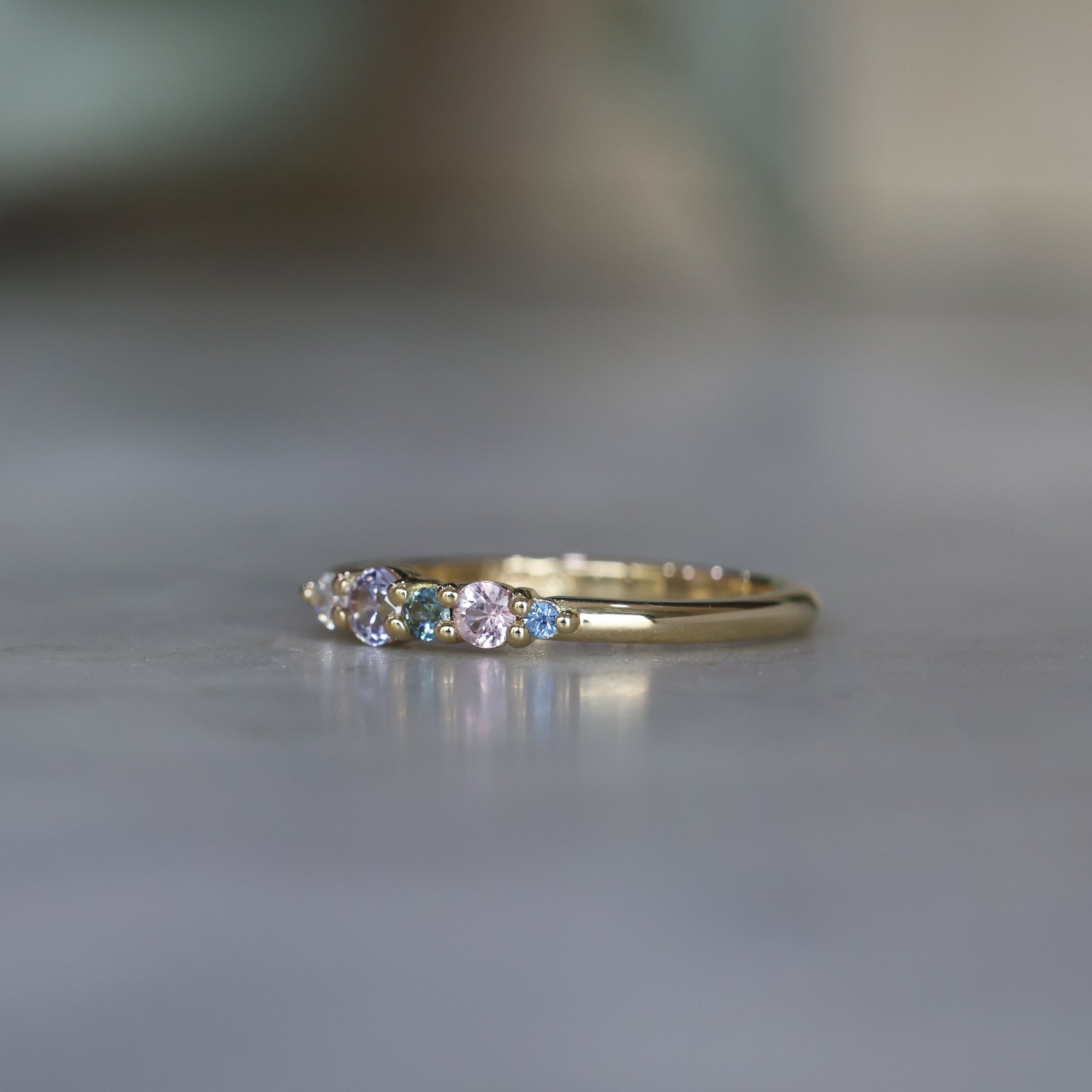 PASTEL RAINBOW / SAPPHIRE RING III