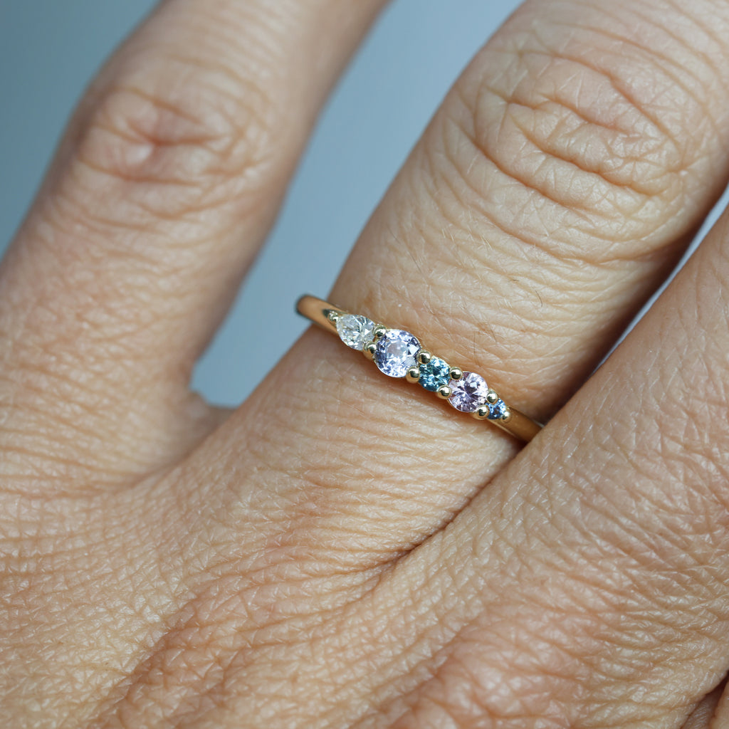 PASTEL RAINBOW / SAPPHIRE RING III