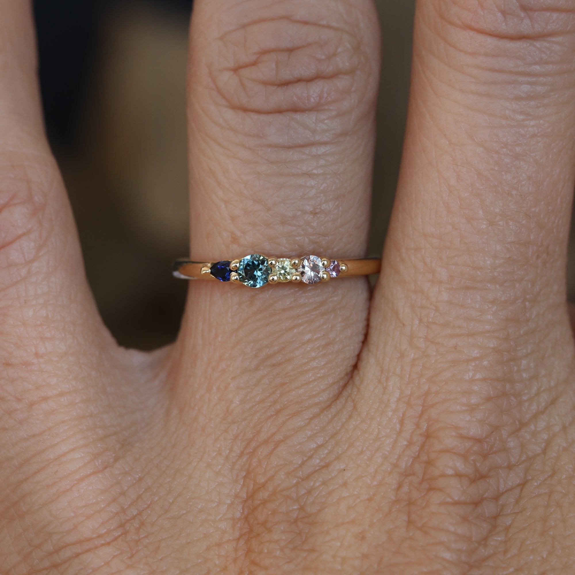 RAINBOW SAPPHIRE / ELIZA RING