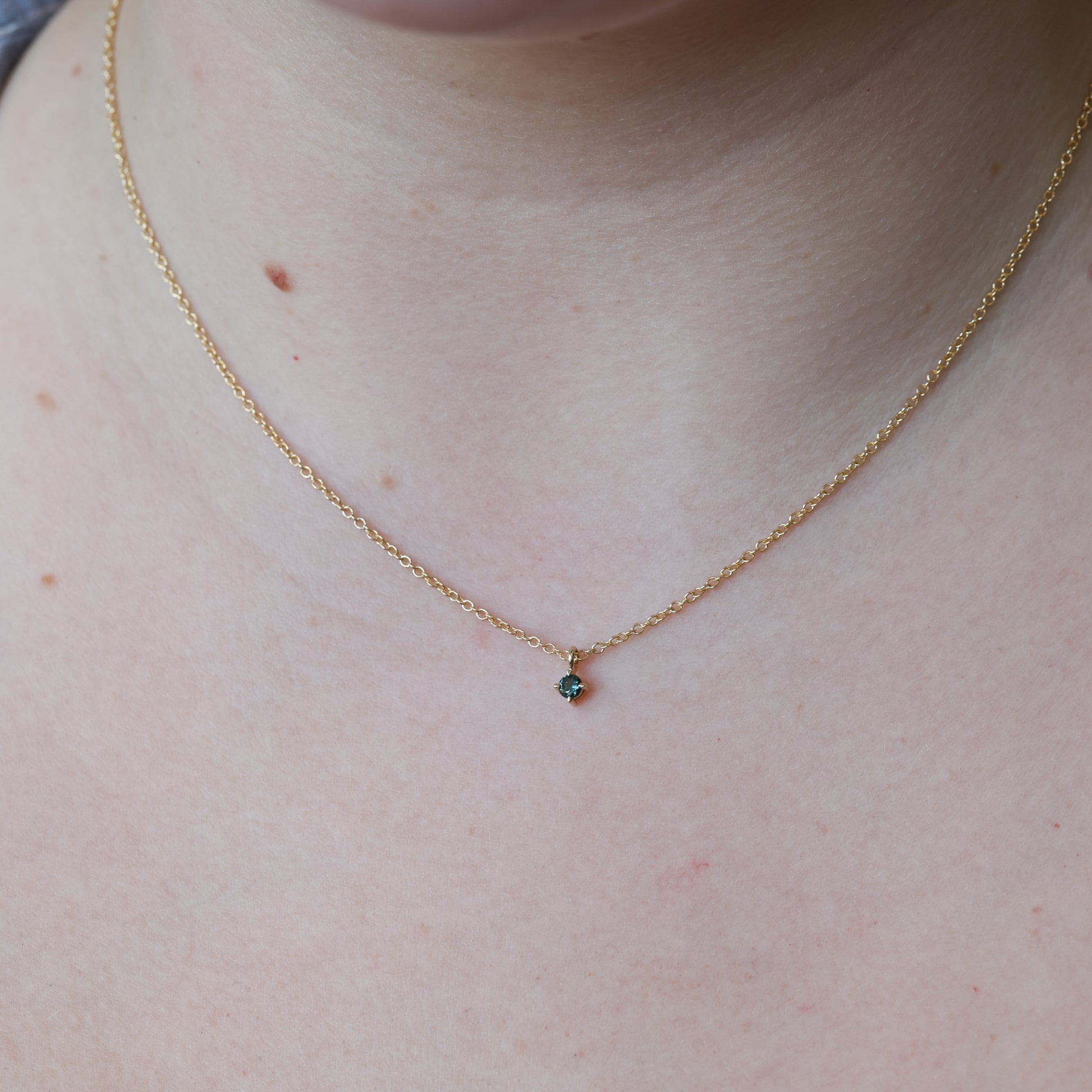 ROUND PETITE PARTI SAPPHIRE | NECKLACE