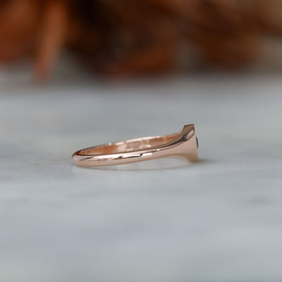 round star set australian sapphire signet ring in rose gold