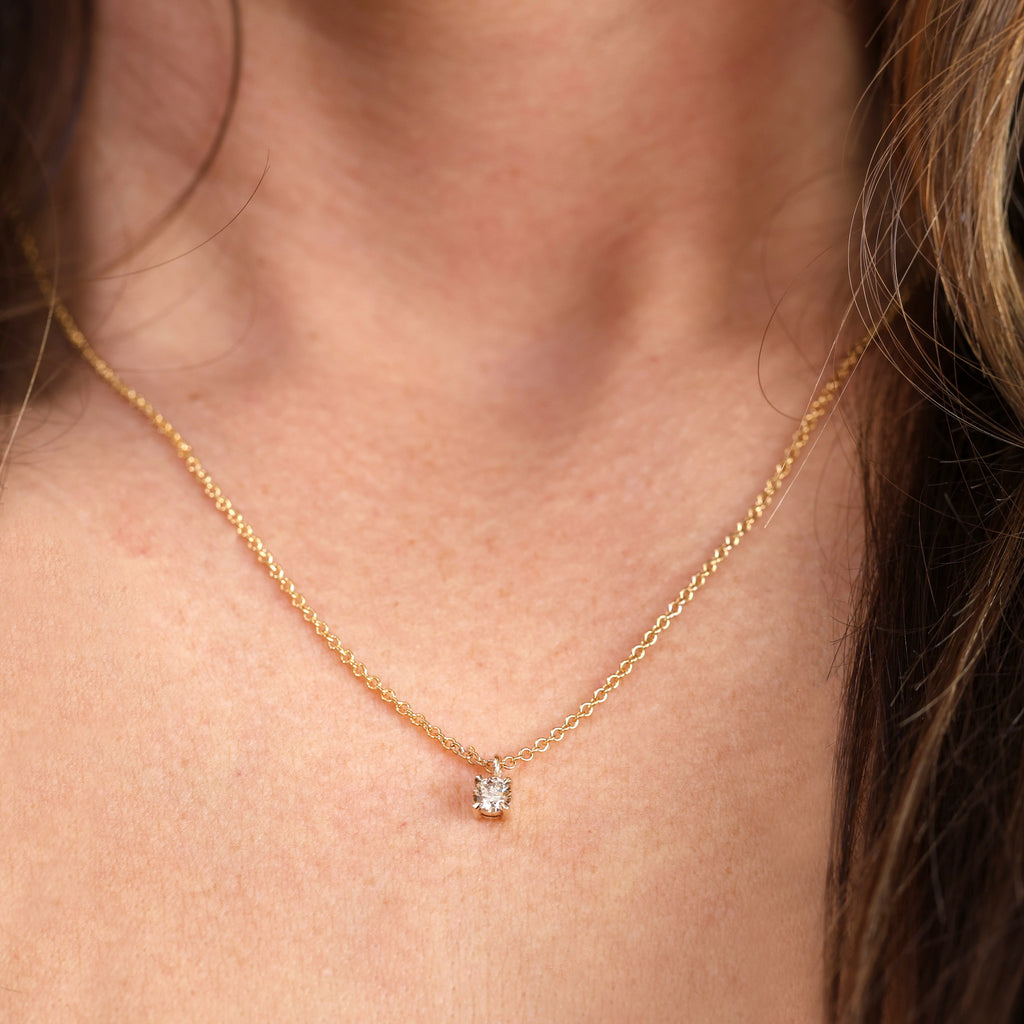 ONE OF A KIND / ARGYLE DIAMOND NECKLACE