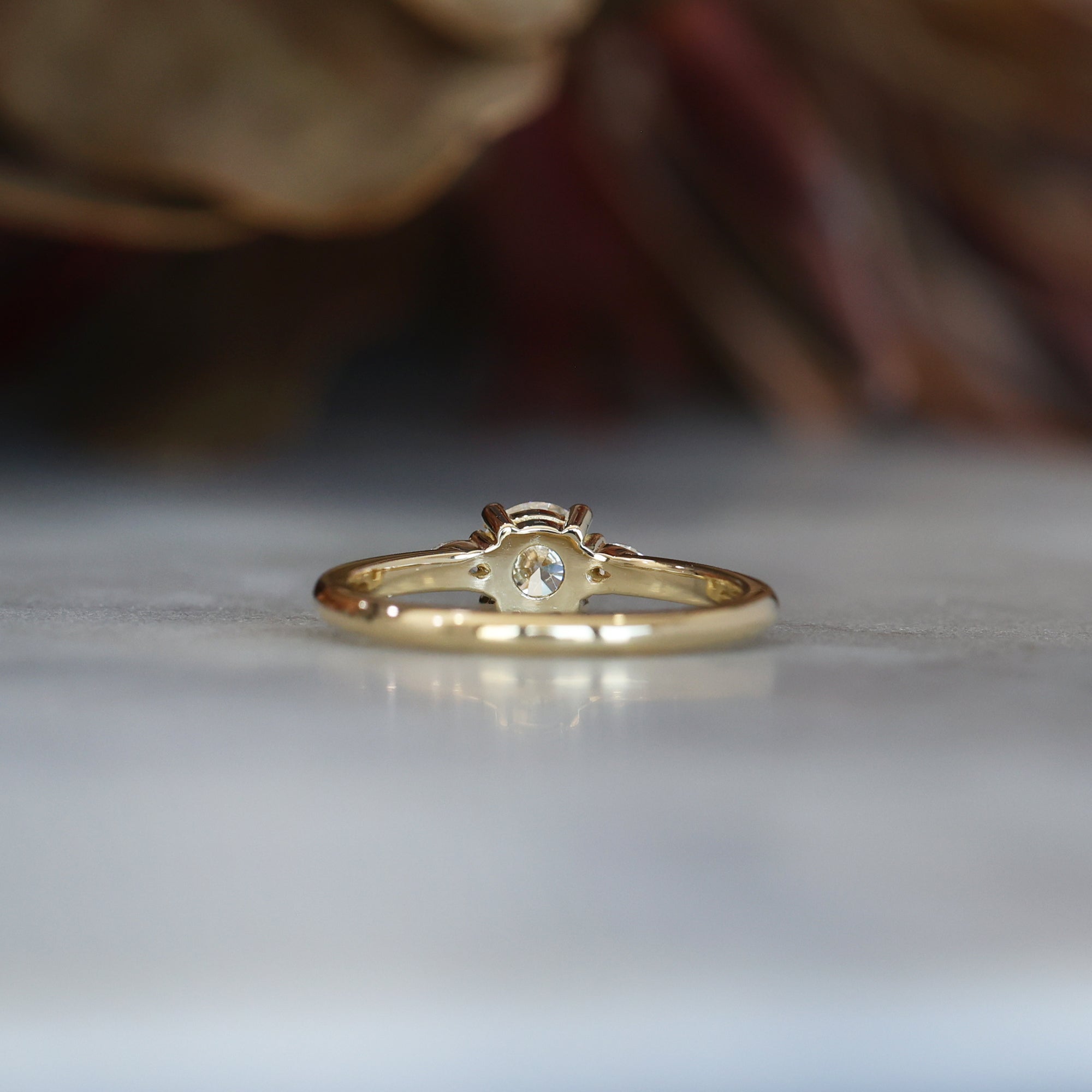 PICCOLO TRILOGY / 0.51ct ROUND DIAMOND RING