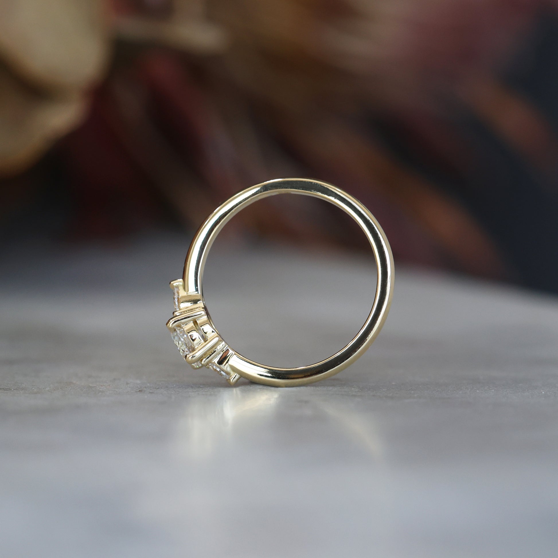 PICCOLO TRILOGY / 0.51ct ROUND DIAMOND RING