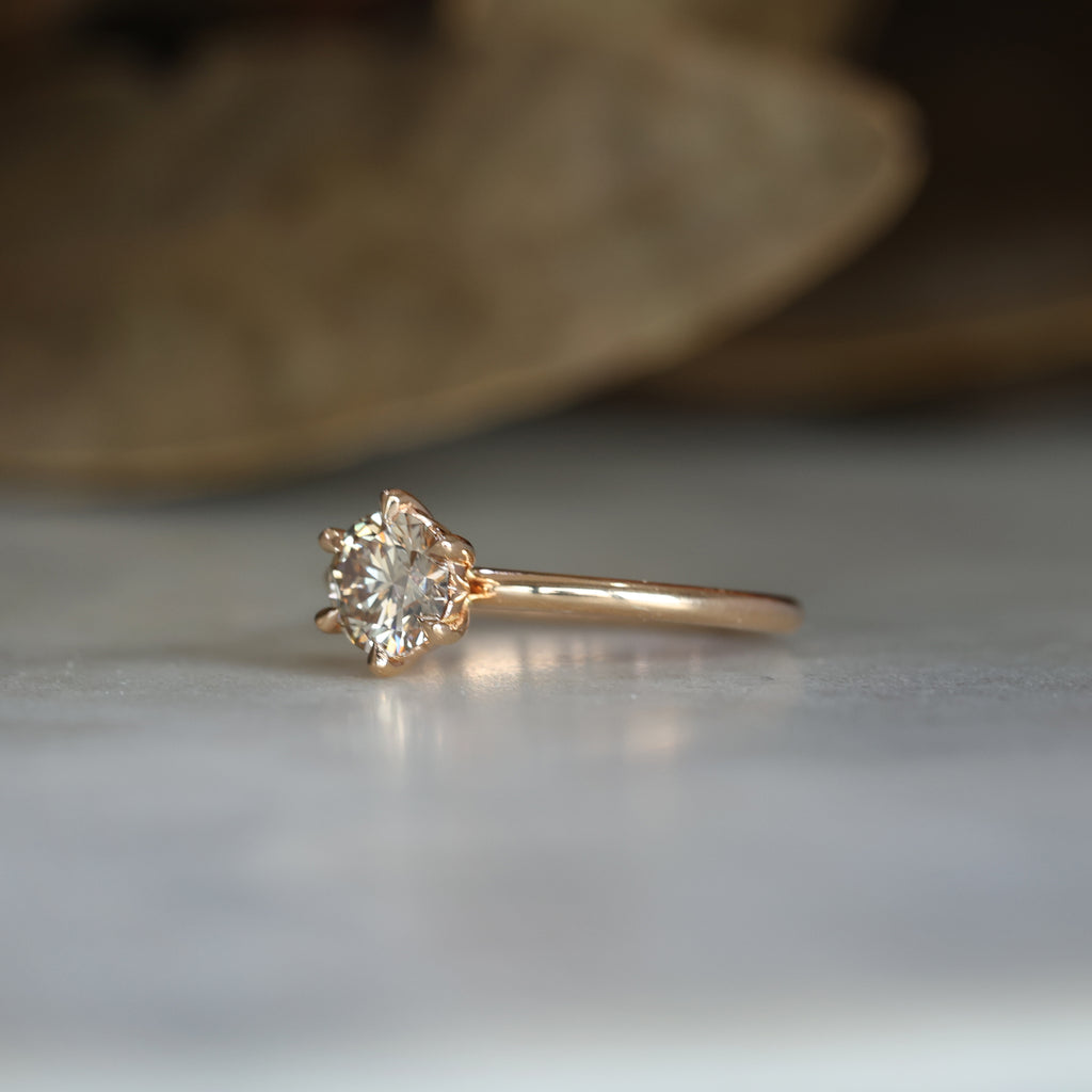 ROUND ARGYLE / SOLITAIRE RING