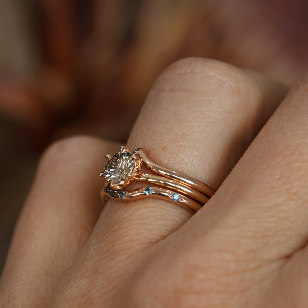 ROUND ARGYLE / SOLITAIRE RING