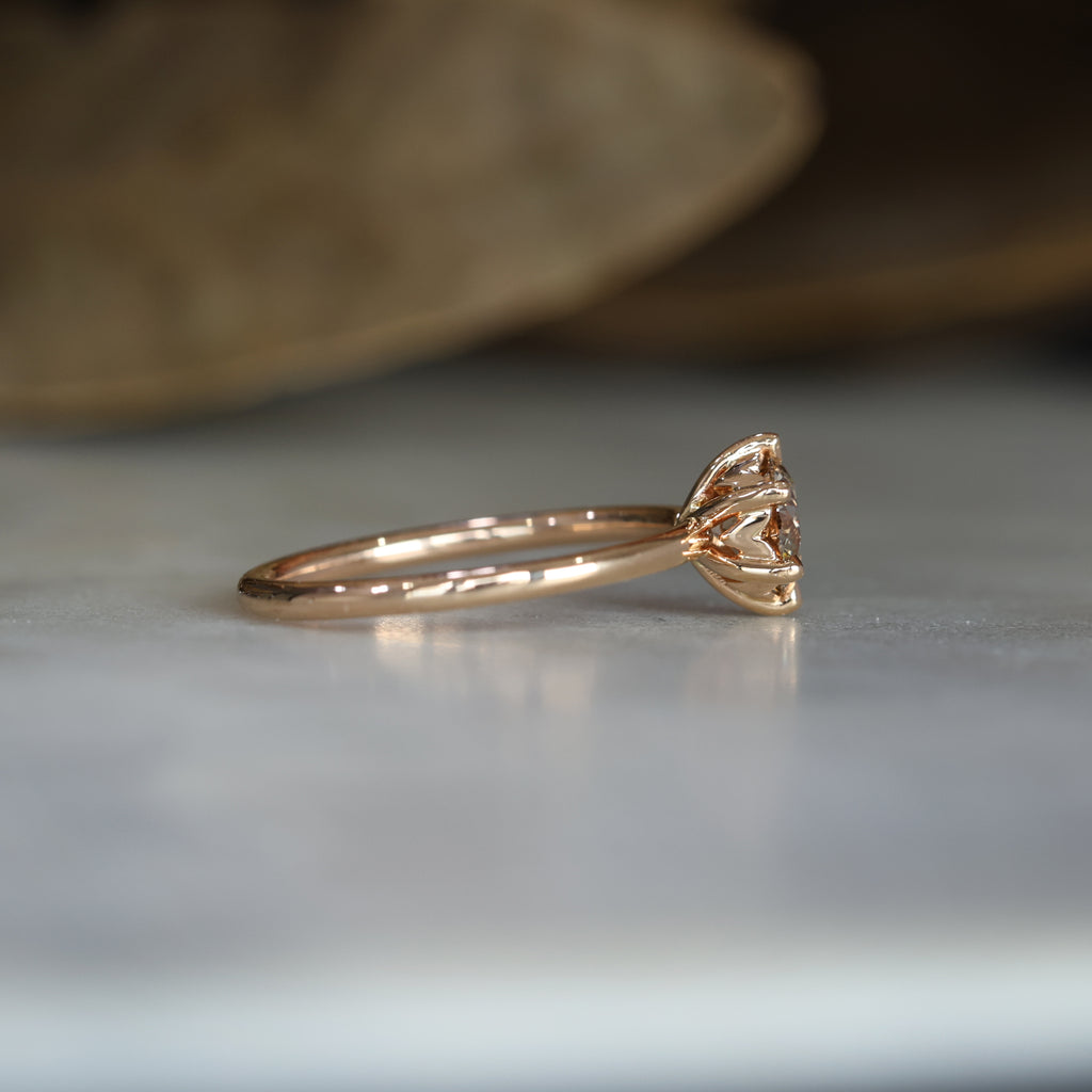 ROUND ARGYLE / SOLITAIRE RING