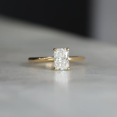 RADIANT CUT / LAB DIAMOND SOLITAIRE