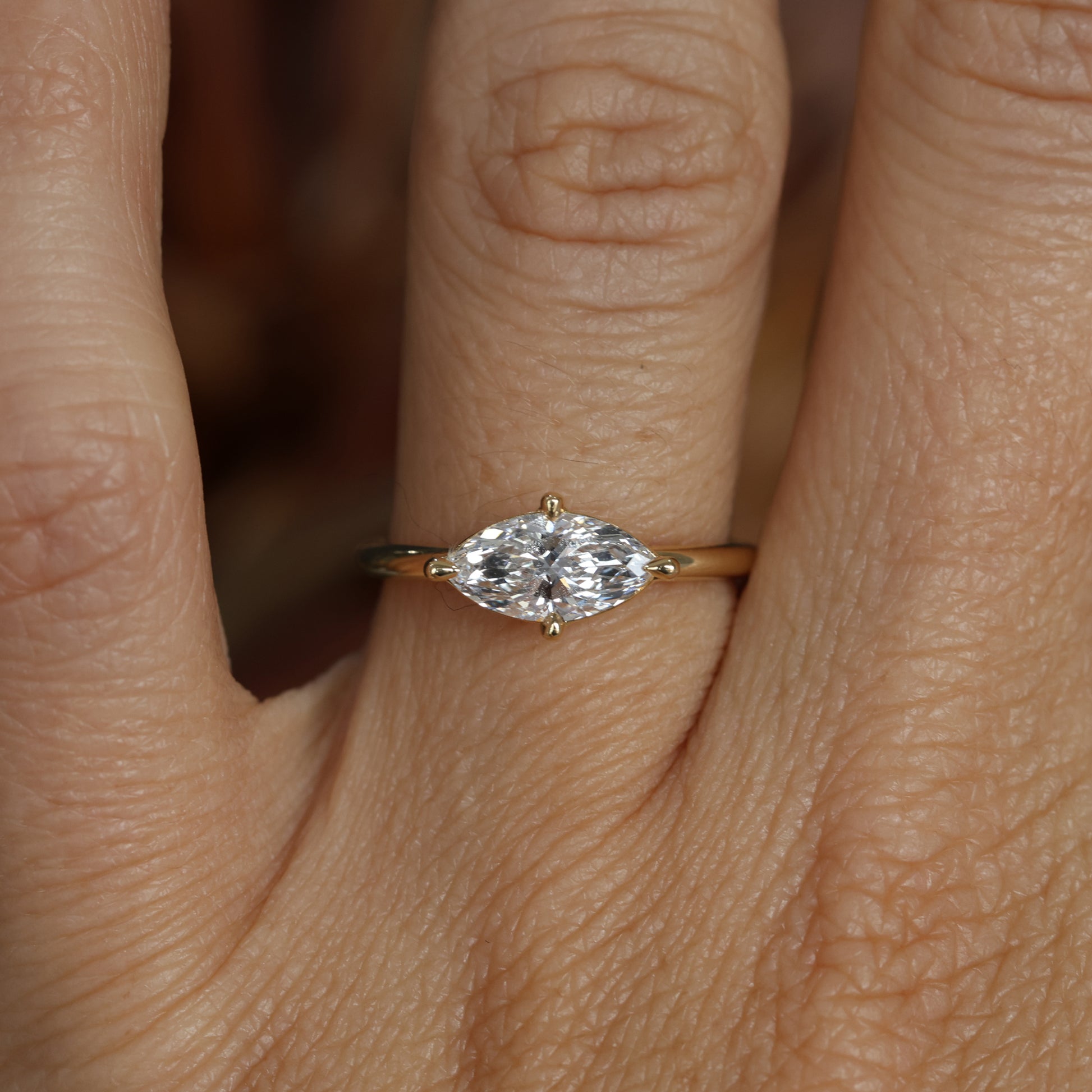 MARQUISE CUT / LAB DIAMOND RING