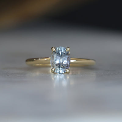 GREY OVAL / SAPPHIRE SOLITAIRE RING