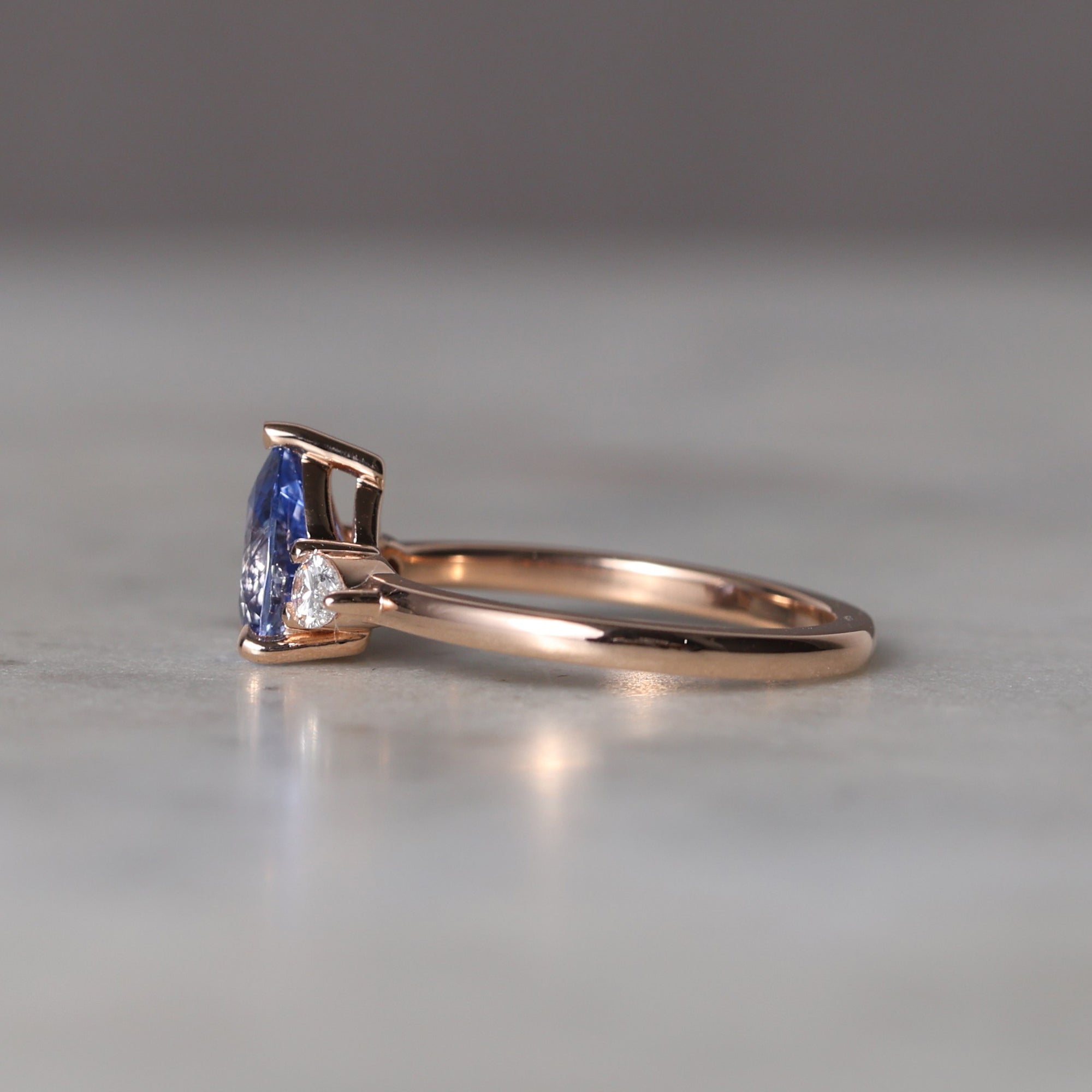 PEAR CUT / CEYLON SAPPHIRE TRILOGY RING