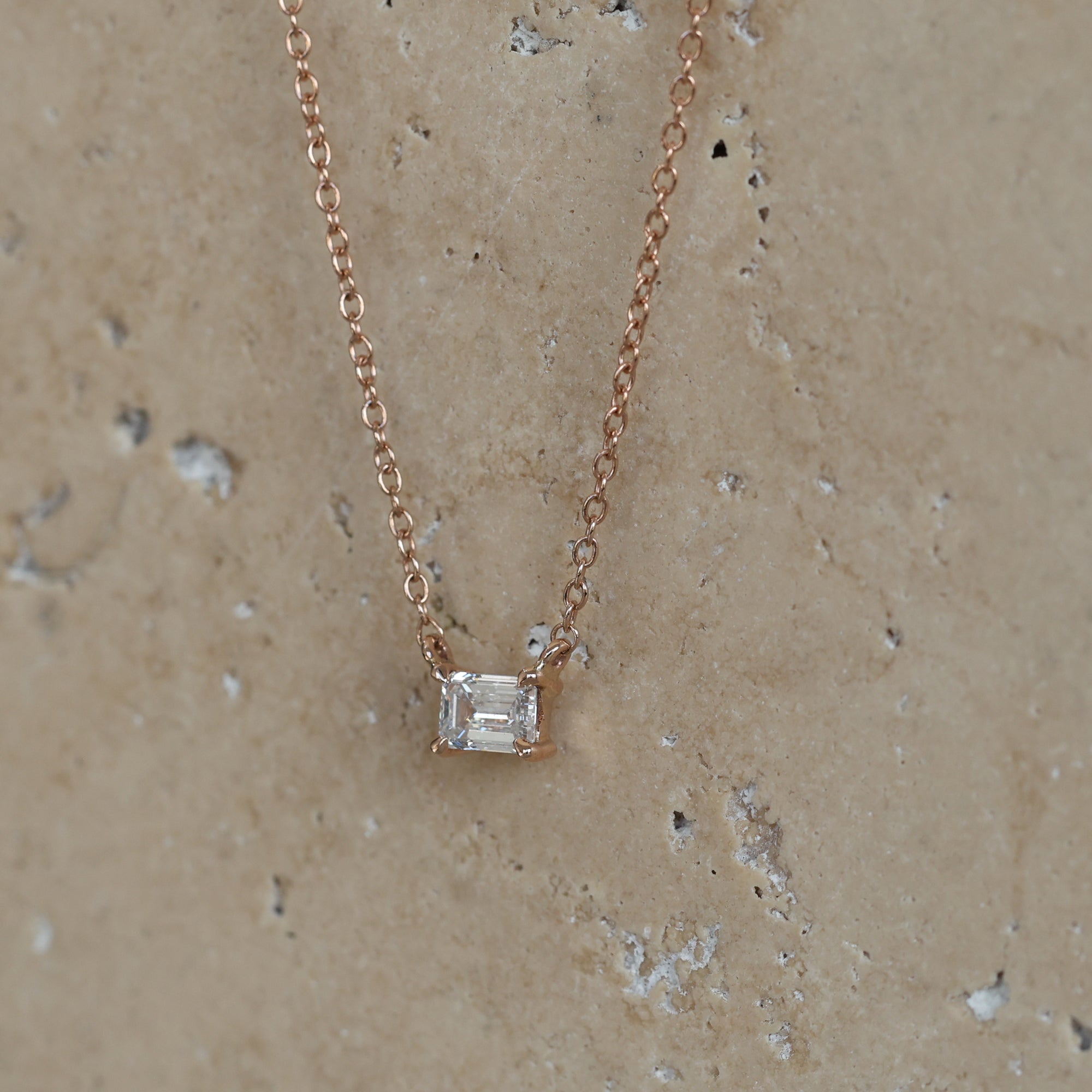 EMERALD CUT / DIAMOND NECKLACE