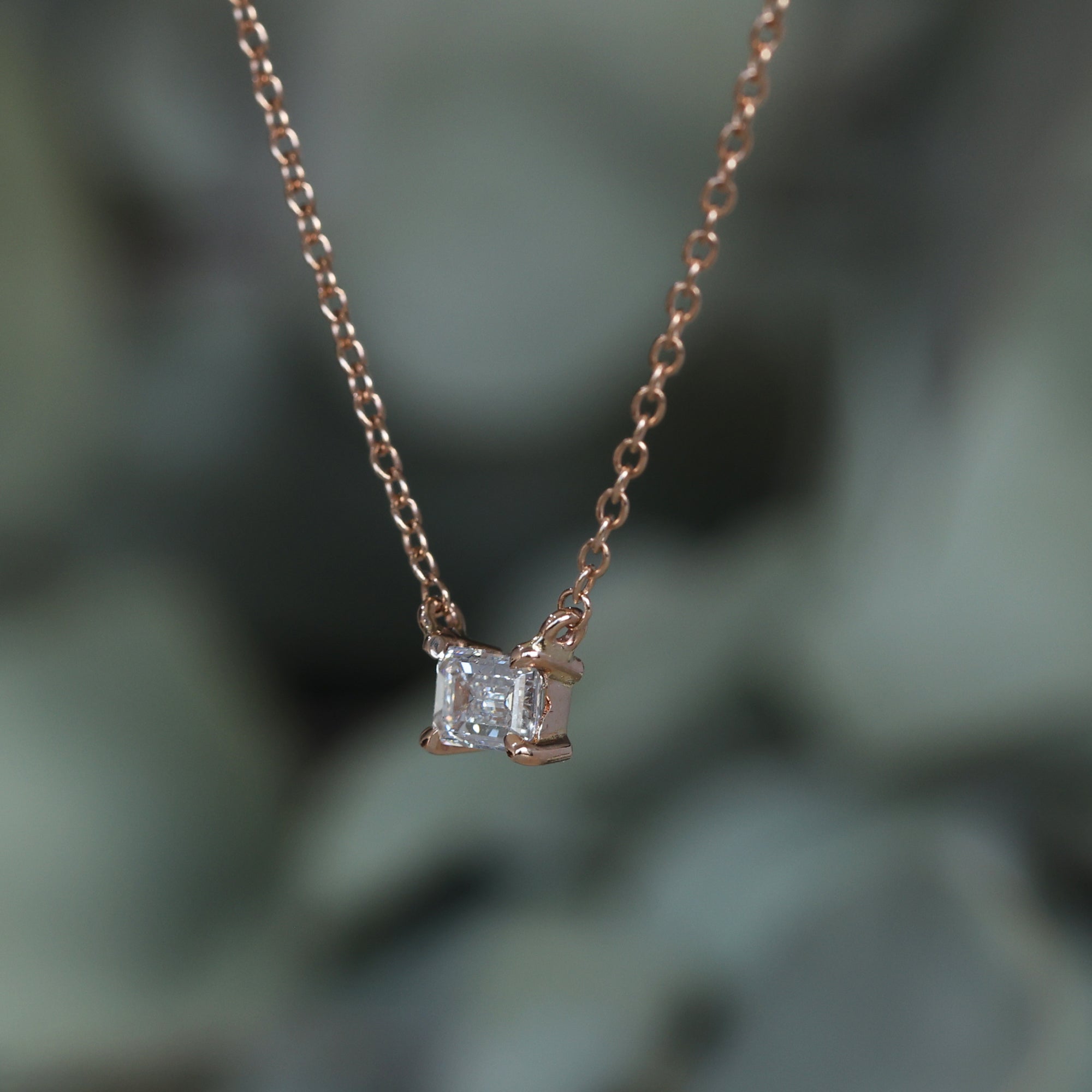 EMERALD CUT / DIAMOND NECKLACE