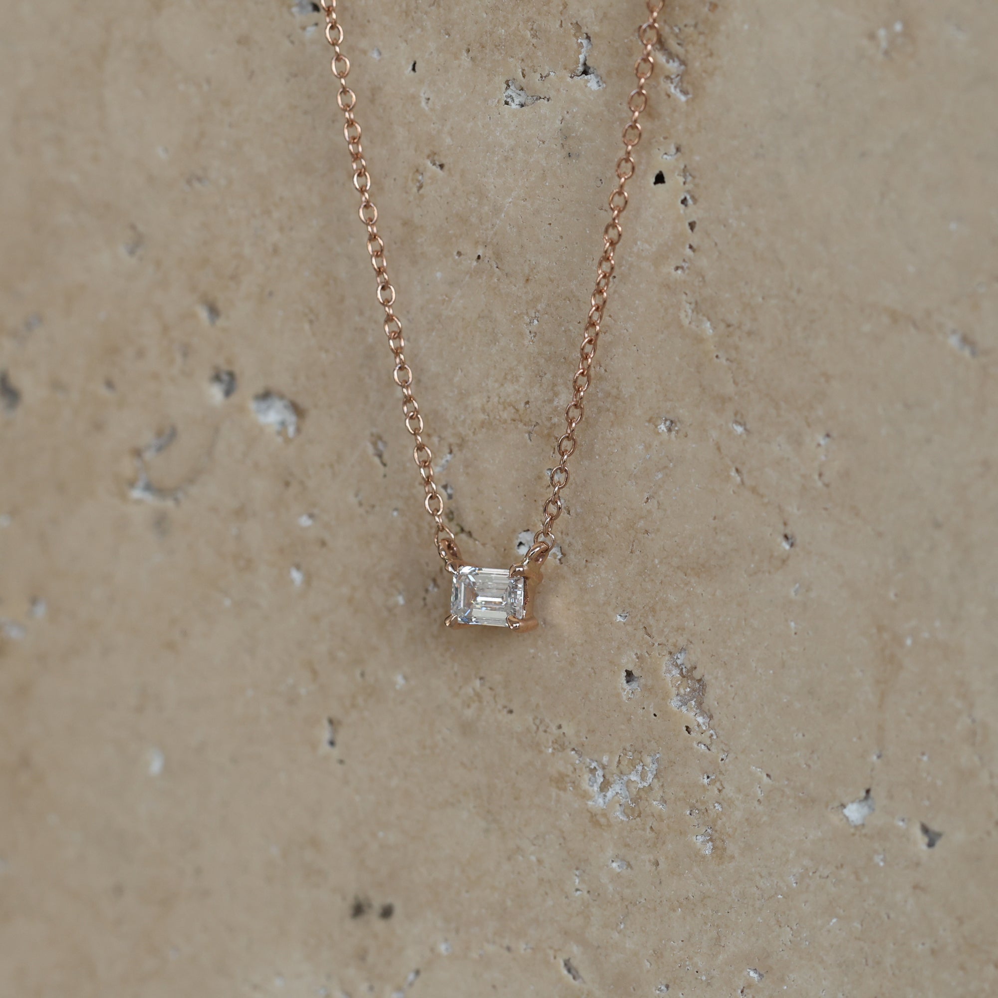EMERALD CUT / DIAMOND NECKLACE