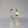 MOBIUS TWIST / WEDDING BAND