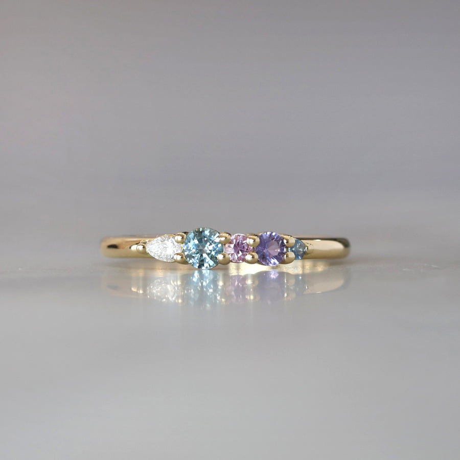 PASTEL RAINBOW / SAPPHIRE RING