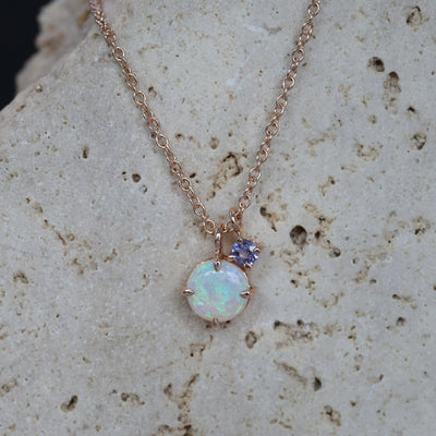 ROUND OPAL & LAVENDER SAPPHIRE / NECKLACE