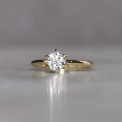 WHITE DIAMOND / LOTUS SOLITAIRE RING