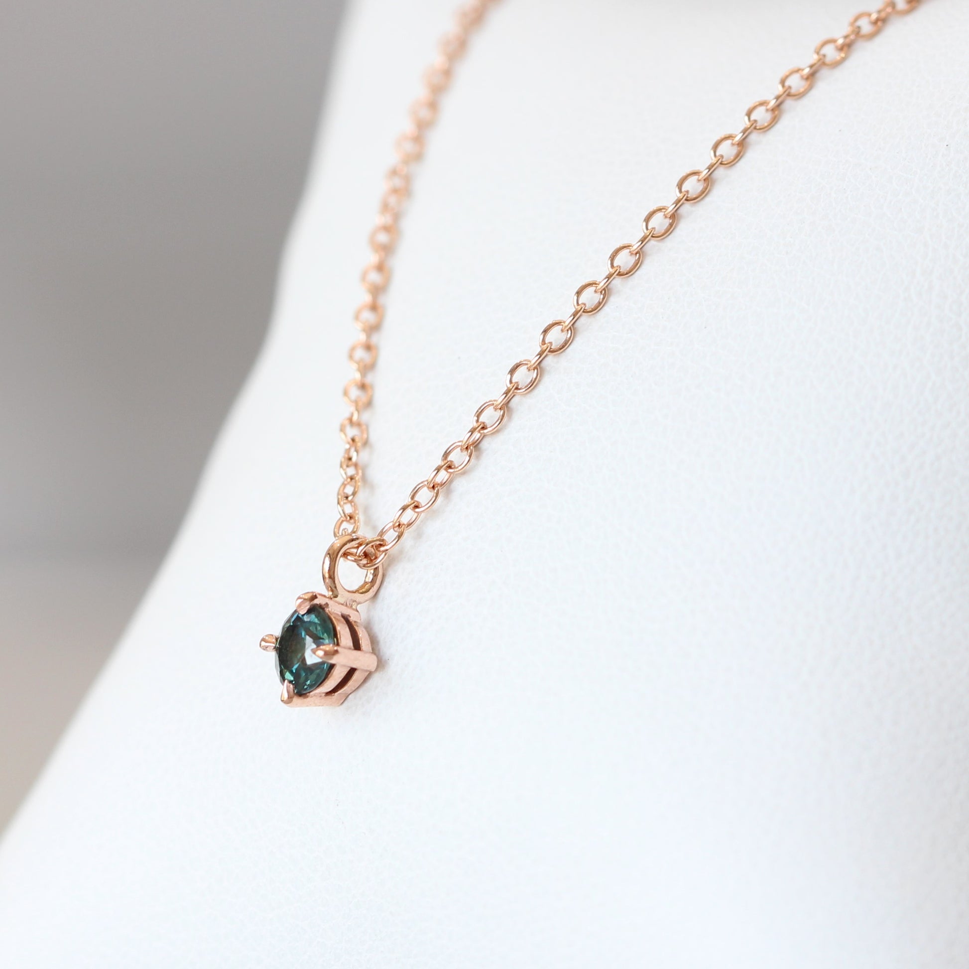 ROUND TEAL PARTI / SAPPHIRE NECKLACE II