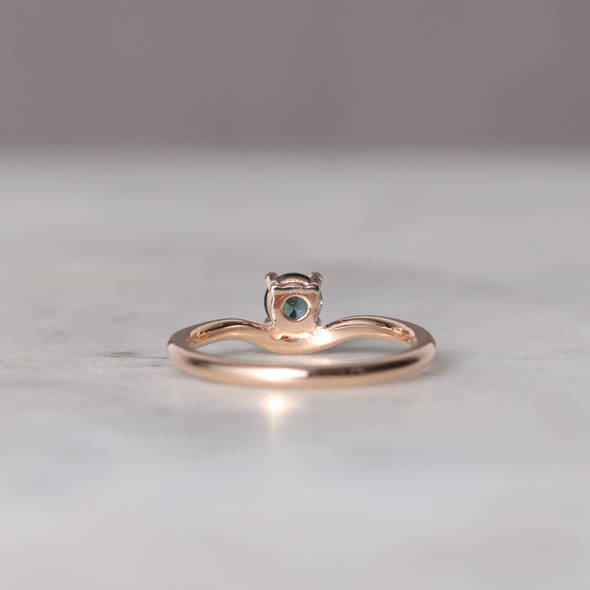 PARTI SAPPHIRE  / CURVE RING