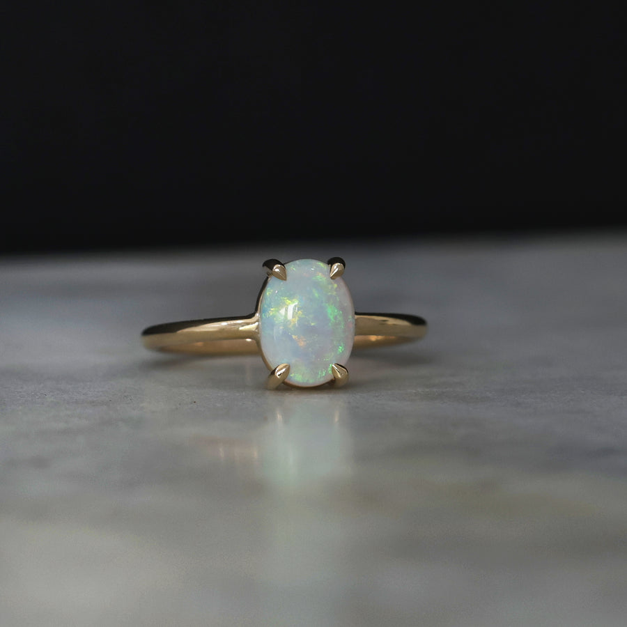 OVAL OPAL / RING III