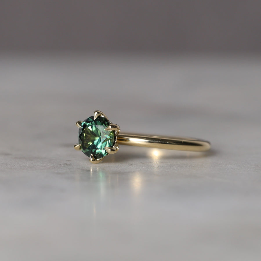 ROUND PARTI /  SAPPHIRE SOLITAIRE RING II