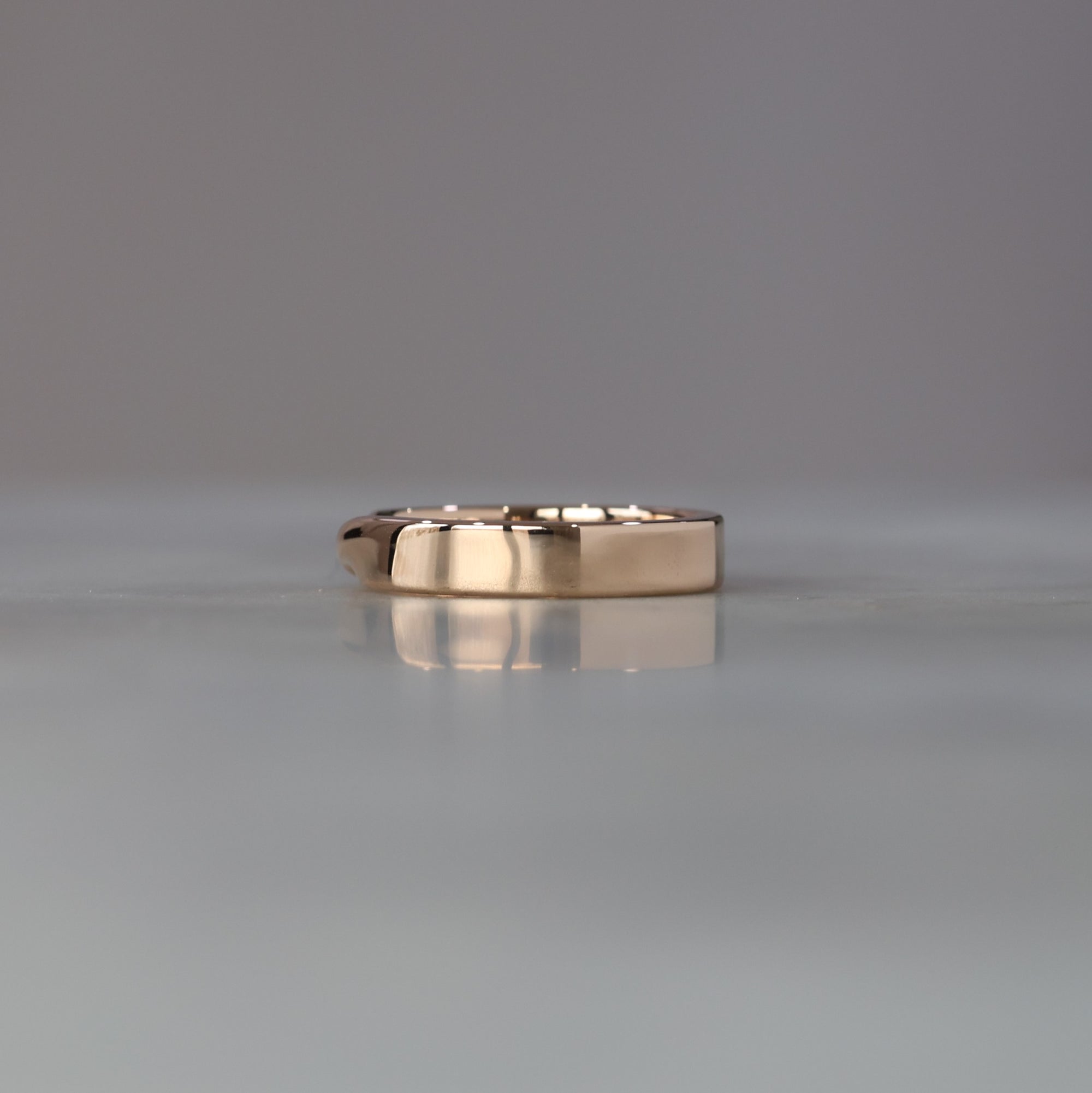 4MM MOBIUS TWIST / WEDDING BAND