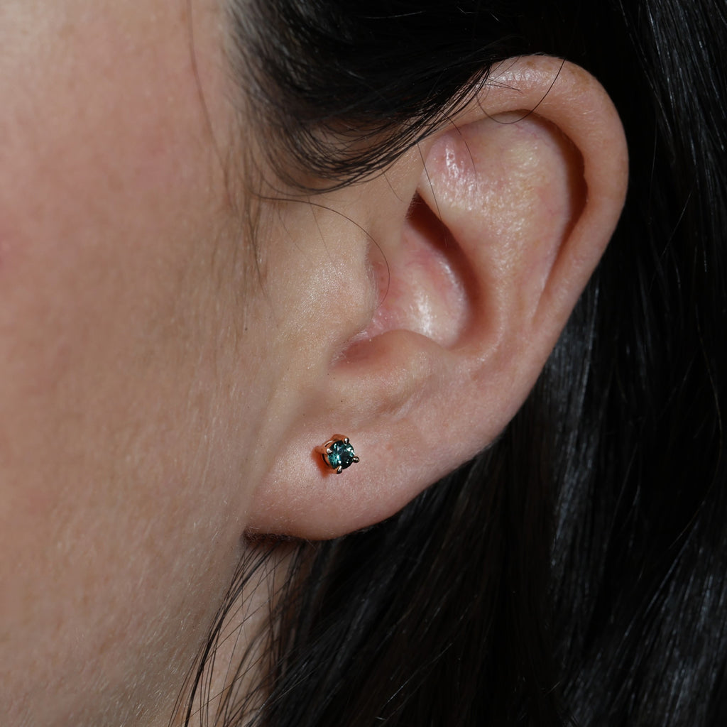 PARTI SAPPHIRE | STUD EARRINGS