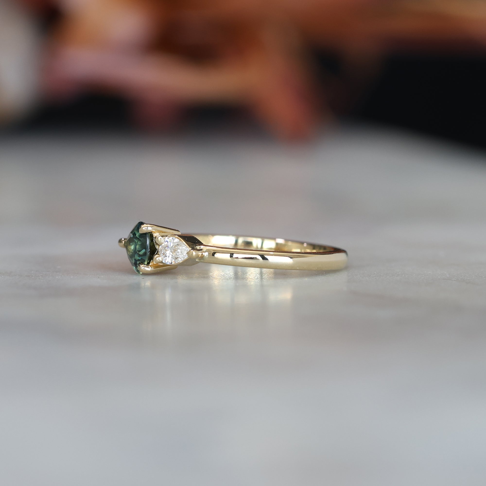 DUO / 0.80ct PEAR PARTI SAPPHIRE & DIAMOND RING