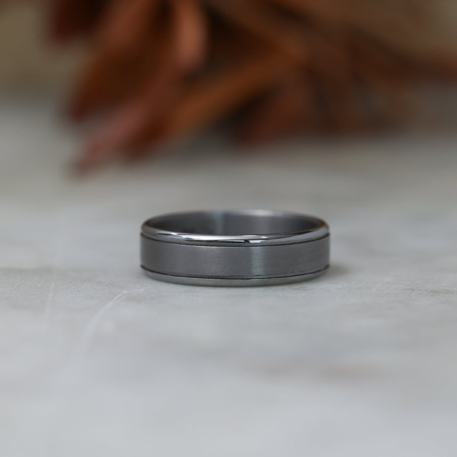 Tantalum groove Mens wedding band