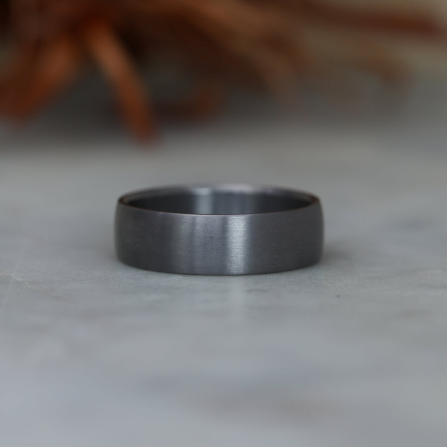 TANTALUM HALF ROUND | WEDDING BAND