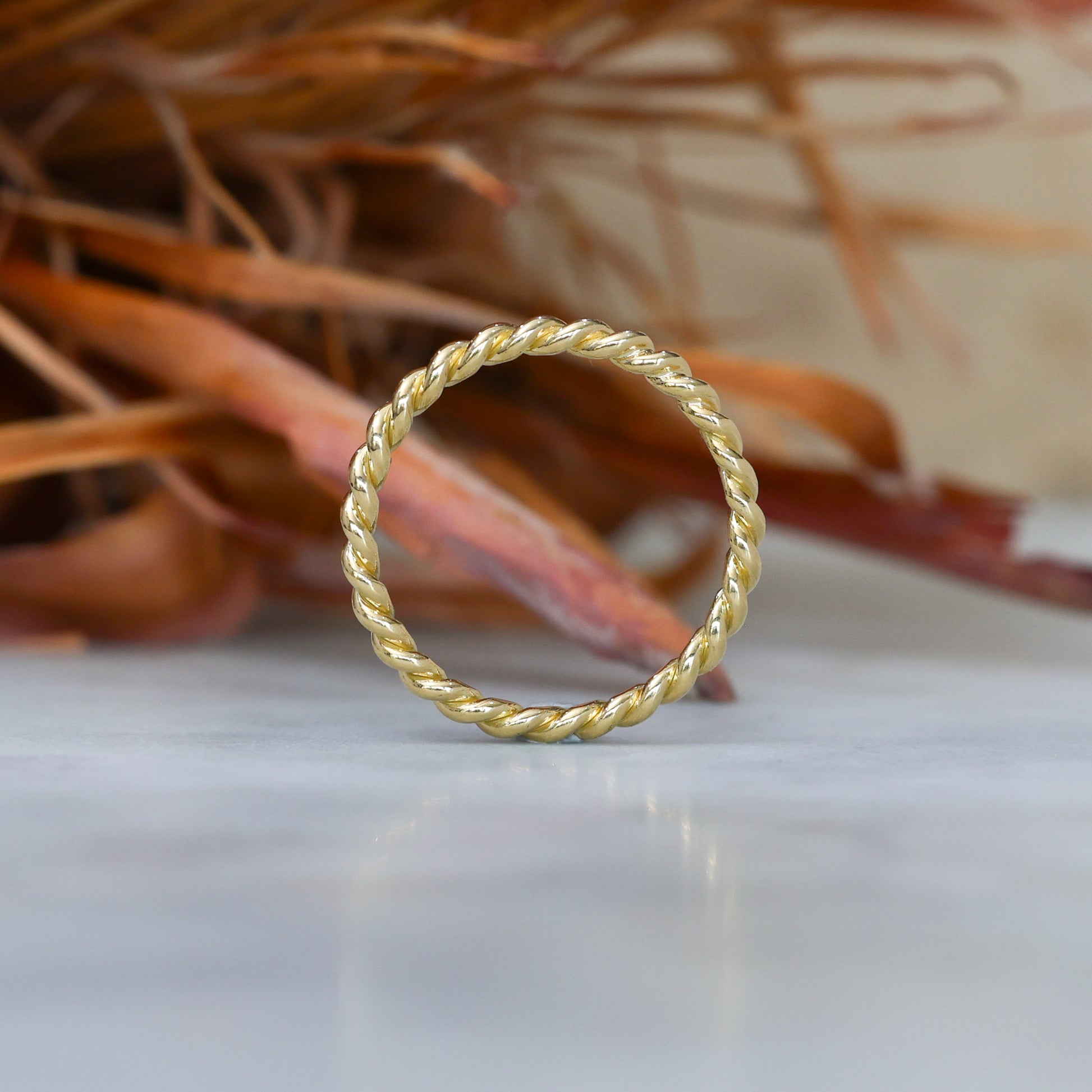 Tight twist wedding band