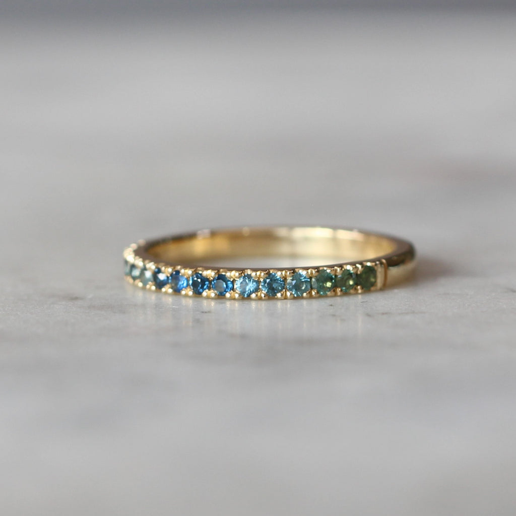 australian sapphire gradient ring