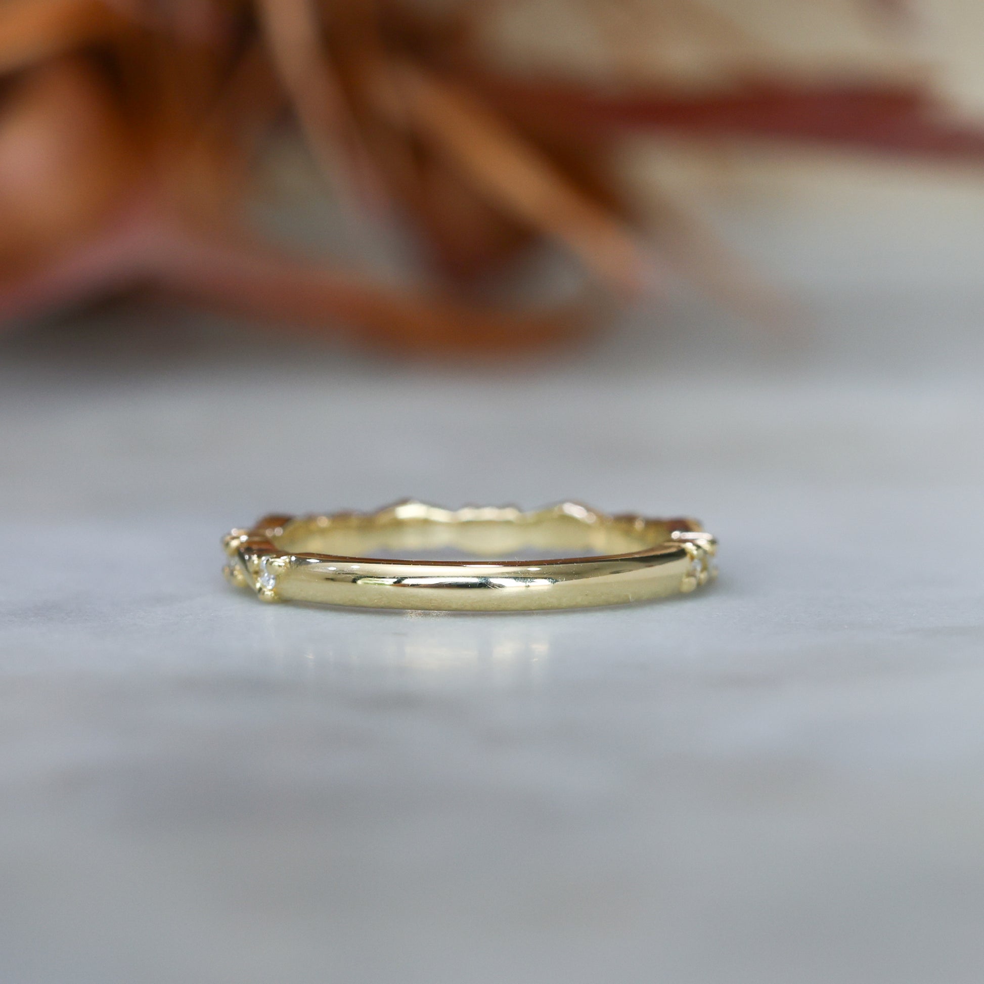 diamond gum leaf wedding band back