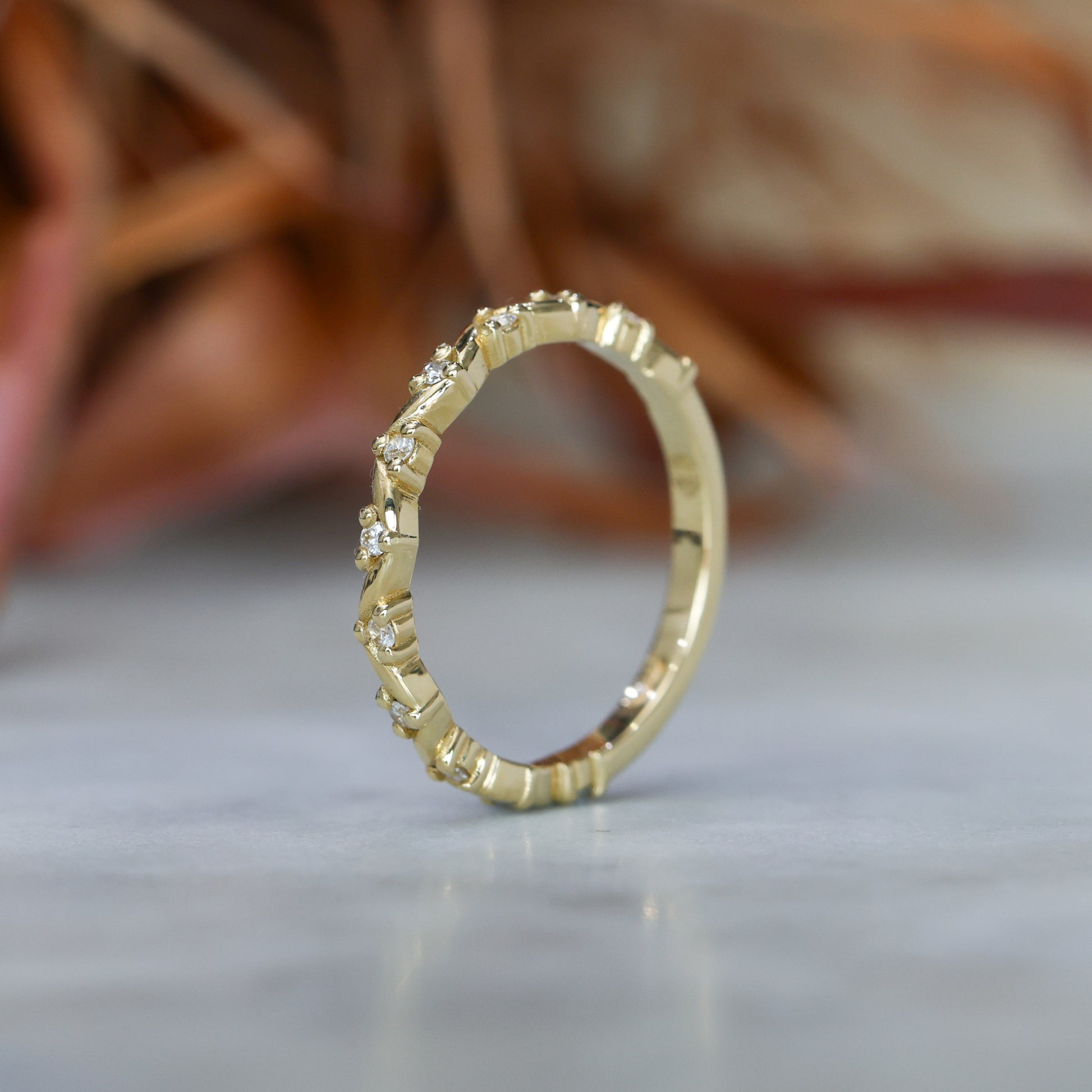 diamond gum leaf wedding band