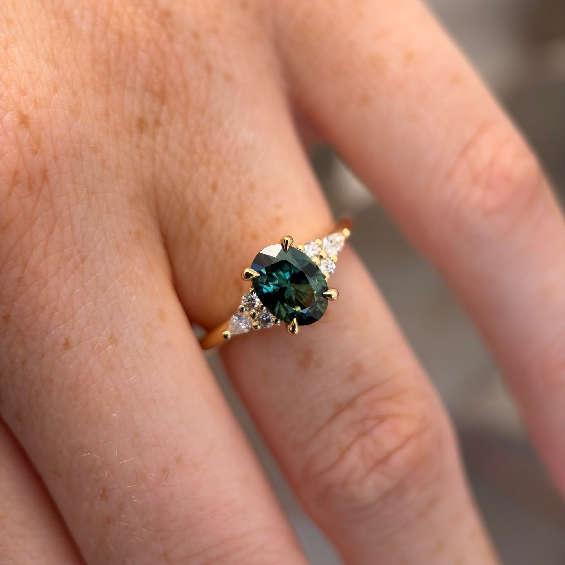 EMMA | 1.32ct OVAL CUT AUSTRALIAN PARTI SAPPHIRE ENGAGEMENT RING