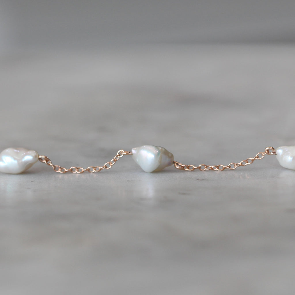 gold and pearl bracelet