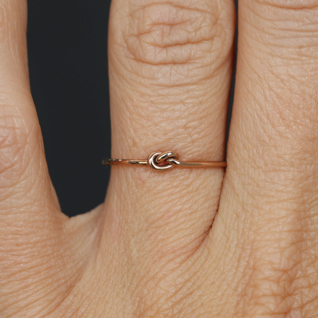 gold knot ring