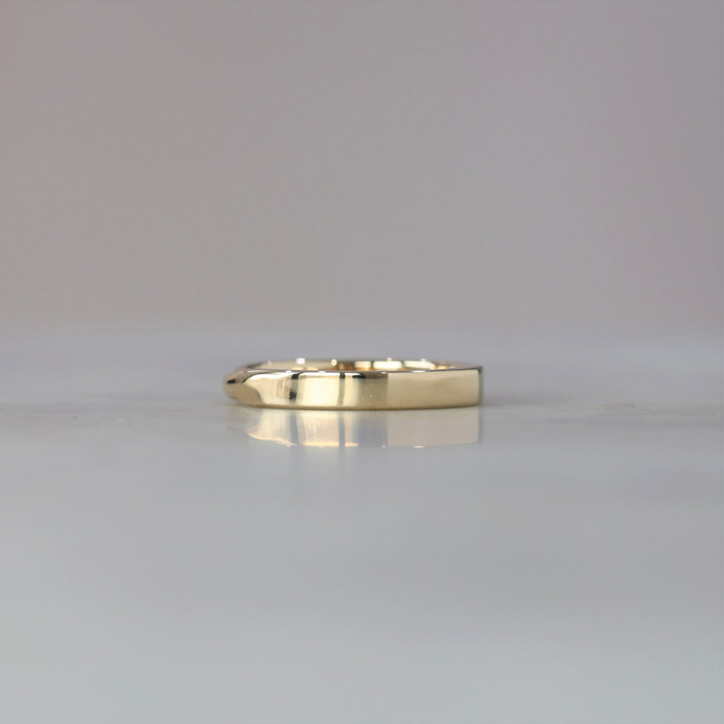 mobius twist wedding band