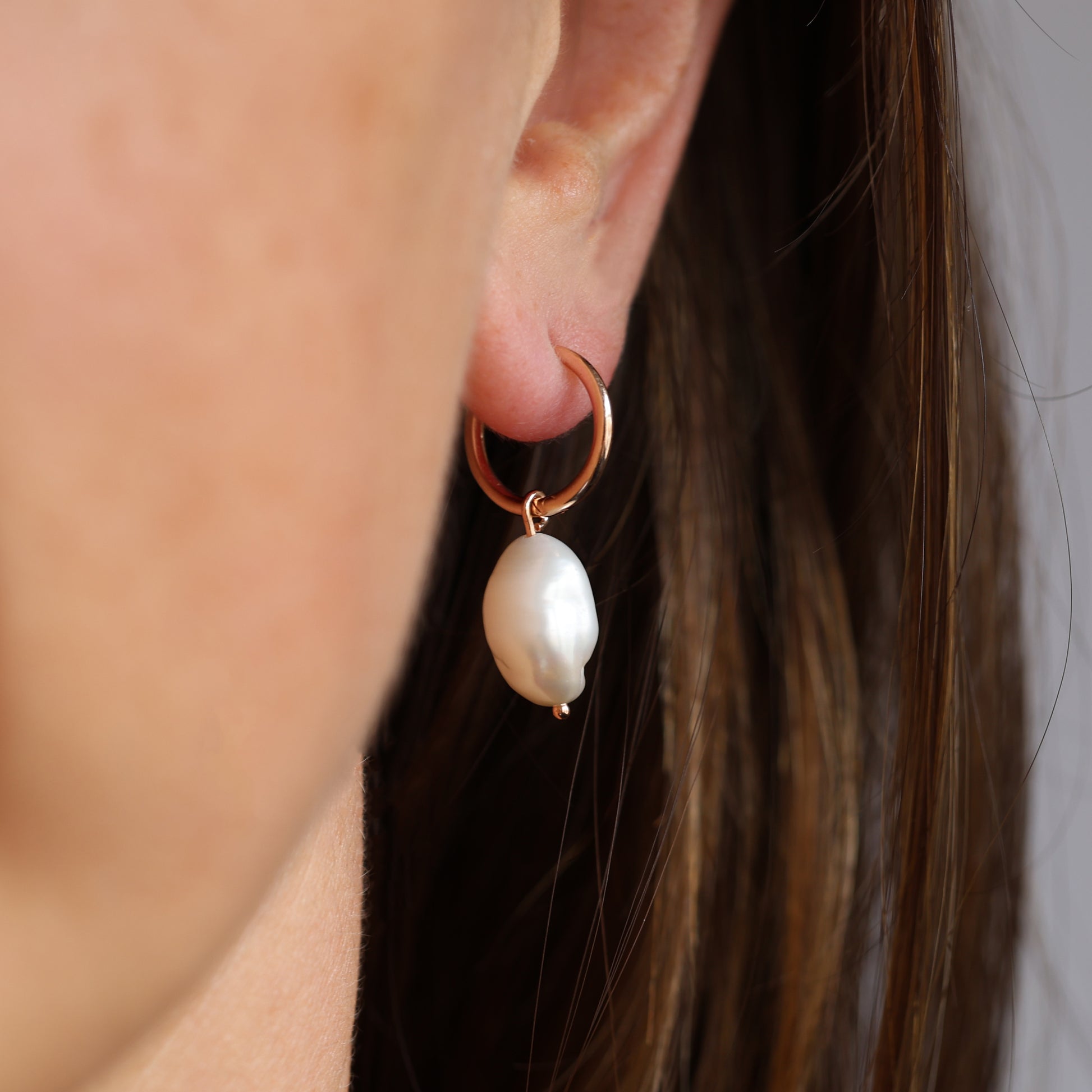 large pearl hoop earrings