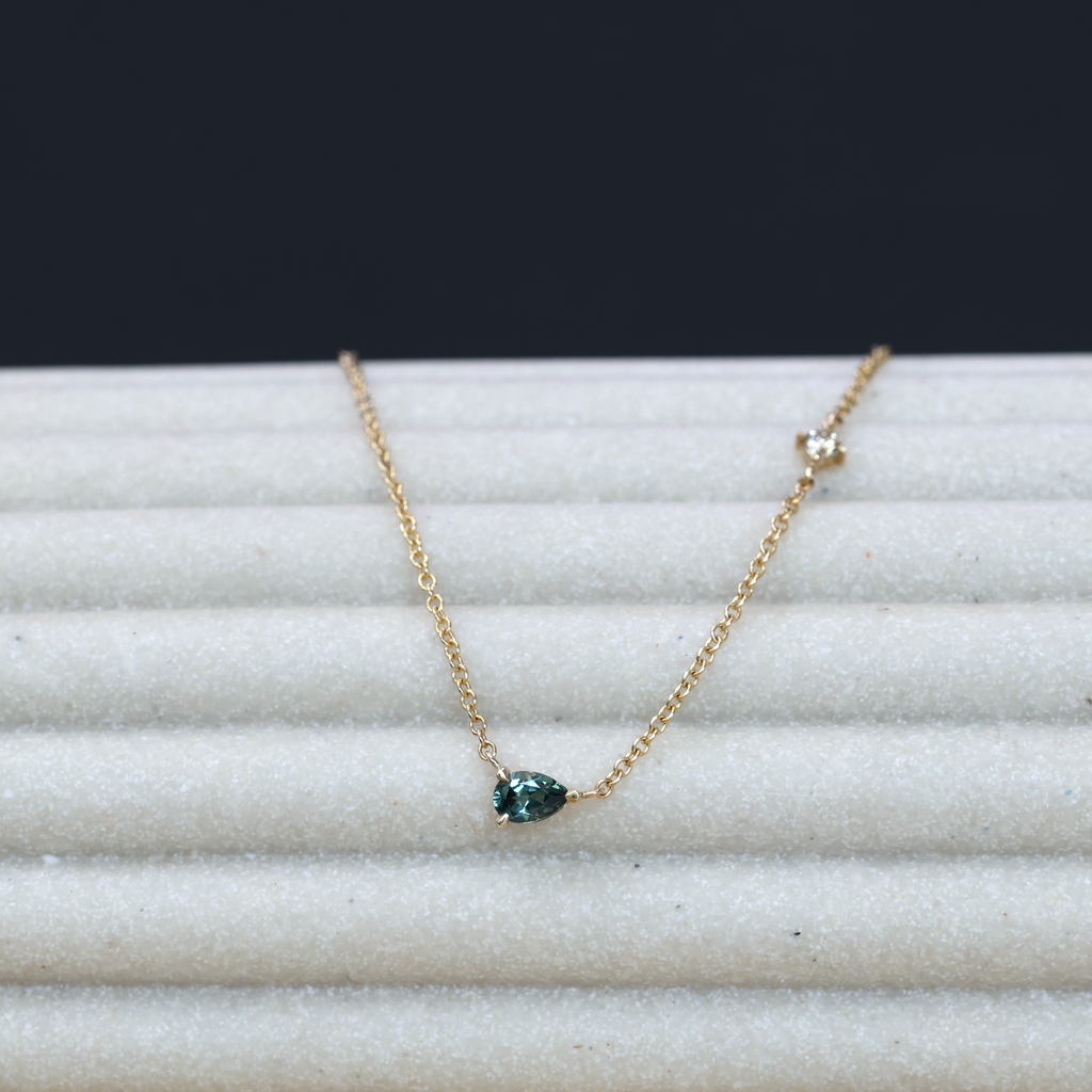 TOI ET MOI / SAPPHIRE & CHAMPAGNE DIAMOND NECKLACE